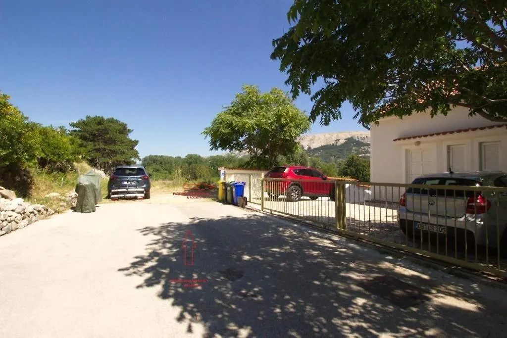 Guest house Rooms With A Parking Space Baska, Krk - 23326